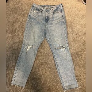 Stylish Distressed Blue Jeans for Men